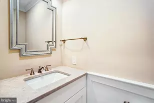 8849 Tuckerman Ln, Potomac, MD 20854 - Photo 28