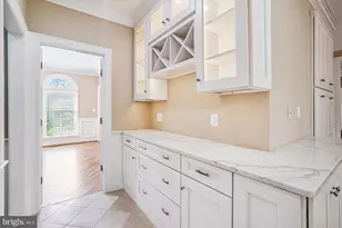 8849 Tuckerman Ln, Potomac, MD 20854 - Photo 18