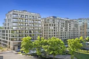 10511 Strathmore Hall St, North Bethesda, MD 20852 - Photo 6