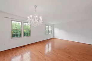 7654 Westlake Terrace, Bethesda, MD 20817 - Photo 10