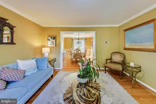 12125 Songbird Ln, Germantown, MD 20876 - Photo 8