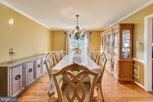 12125 Songbird Ln, Germantown, MD 20876 - Photo 8