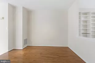 9718 Athletic Way, Gaithersburg, MD 20878 - Photo 10