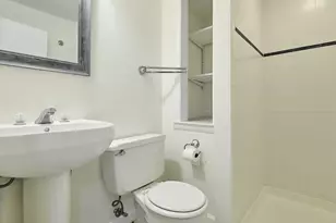 9124 Copenhaver Dr, Potomac, MD 20854 - Photo 50