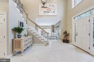 9327 Sprinklewood Ln, Potomac, MD 20854 - Photo 12