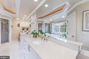 9327 Sprinklewood Ln, Potomac, MD 20854 - Photo 56