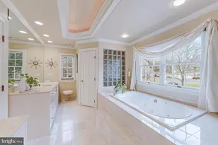 9327 Sprinklewood Ln, Potomac, MD 20854 - Photo 50