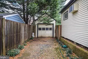 7205 46th St, Chevy Chase, MD 20815 - Photo 52