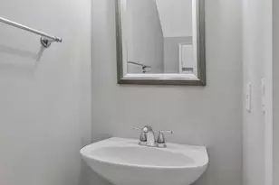 801 Pleasant Dr, Rockville, MD 20850 - Photo 20