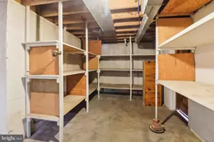 405 Southwest Dr, Silver Spring, MD 20901 - Photo 50