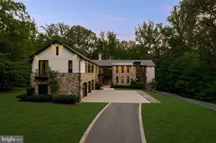 3 Bay Tree Ln, Bethesda, MD 20816 - Photo 2