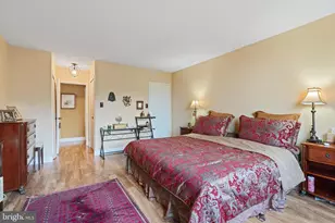 5225 Pooks Hill Rd, Bethesda, MD 20814 - Photo 4