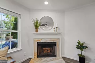 5801 Inman Park Cir, Rockville, MD 20852 - Photo 2