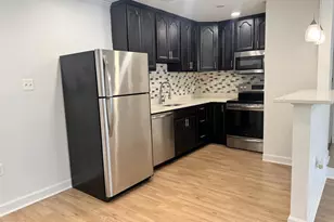 13104 Wonderland Way, Germantown, MD 20874 - Photo 4