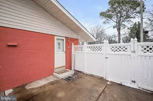 11828 Enid Dr, Potomac, MD 20854 - Photo 48