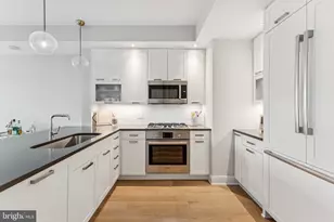 4960 Fairmont Ave, Bethesda, MD 20814 - Photo 6