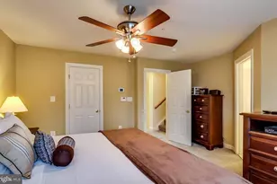 3928 Bryant Park Cir, Burtonsville, MD 20866 - Photo 10