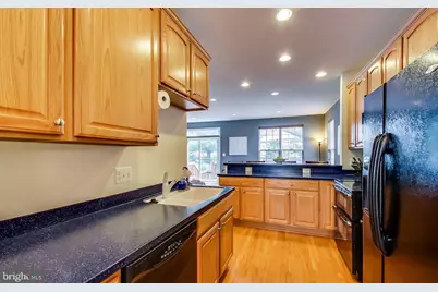 3928 Bryant Park Circle, Burtonsville, MD 20866 - Photo 6