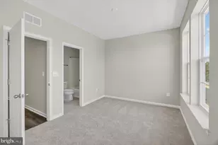 10046 Harper Vale Rd, Montgomery Village, MD 20886 - Photo 10