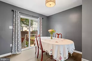 18919 Pine Ridge Ln, Germantown, MD 20874 - Photo 4