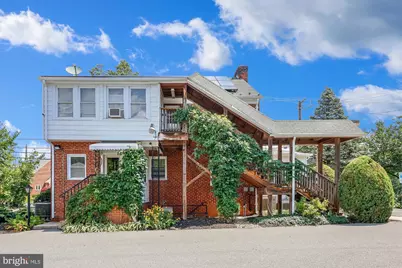 212 Frederick Avenue S, Gaithersburg, MD 20877 - Photo 2