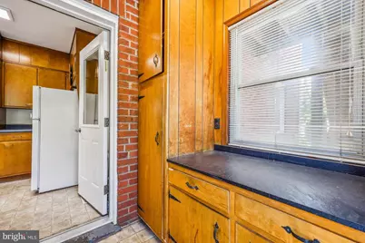 212 Frederick Avenue S, Gaithersburg, MD 20877 - Photo 32