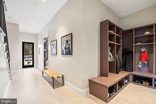 8913 Holly Leaf Ln, Bethesda, MD 20817 - Photo 42