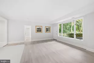 8101 Connecticut Ave, Chevy Chase, MD 20815 - Photo 10