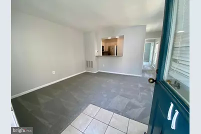 4733 Bradley Boulevard #11, Chevy Chase, MD 20815 - Photo 2