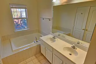 9820 Darcy Forest Dr, Silver Spring, MD 20910 - Photo 40