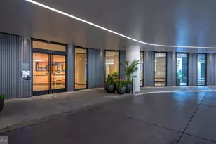 4710 Elm St, Bethesda, MD 20814 - Photo 10