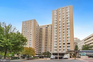 4601 N Park Ave, Chevy Chase, MD 20815 - Photo 2