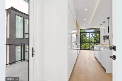 5208 Danbury Road, Bethesda, MD 20814 - Photo 32