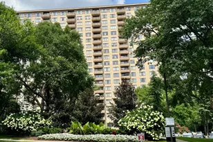 5225 Pooks Hill Rd, Bethesda, MD 20814 - Photo 4