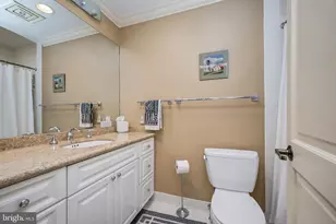 8101 Connecticut Ave, Chevy Chase, MD 20815 - Photo 18