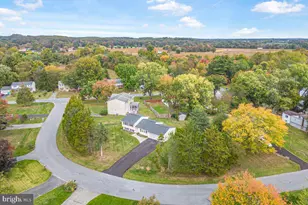 19225 Walters Ave, Poolesville, MD 20837 - Photo 2