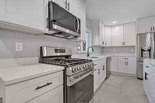 1409 Crestridge Dr, Silver Spring, MD 20910 - Photo 12