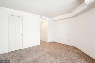 10101 Grosvenor Pl, Rockville, MD 20852 - Photo 24