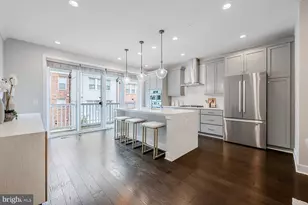 10326 Grosvenor Pl, North Bethesda, MD 20852 - Photo 4