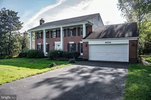 9601 Persimmon Tree Rd, Potomac, MD 20854 - Photo 1