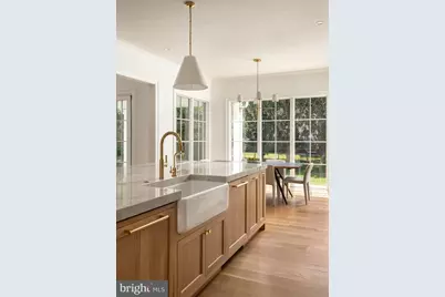 5900 Kennedy Drive, Chevy Chase, MD 20815 - Photo 20