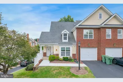 11928 Darnestown Road #V-1-A, Gaithersburg, MD 20878 - Photo 1