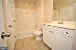 501 Hungerford Dr, Rockville, MD 20850 - Photo 12