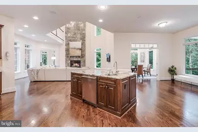 7020 Mountain Gate Drive, Bethesda, MD 20817 - Photo 8