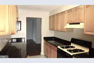 9804 Broad Street, Bethesda, MD 20814 - Photo 12