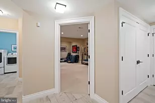 7301 Bannockburn Ridge Ct, Bethesda, MD 20817 - Photo 36