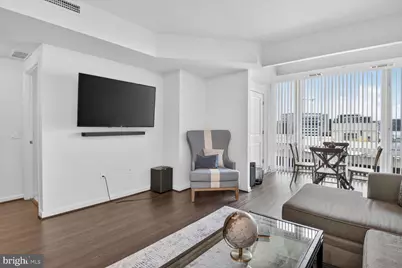 930 Wayne Avenue #907, Silver Spring, MD 20910 - Photo 6