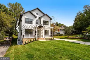 4517 Clermont Pl, Garrett Park, MD 20896 - Photo 2