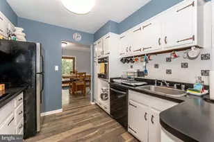 9 Bel Pre Ct, Rockville, MD 20853 - Photo 10