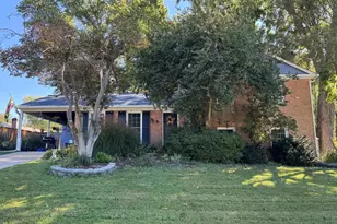 9 Bel Pre Ct, Rockville, MD 20853 - Photo 1